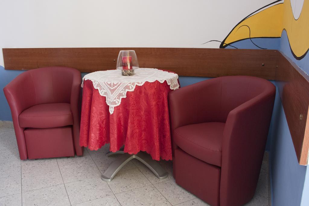 ホテルアート マリー ローマ エクステリア 写真